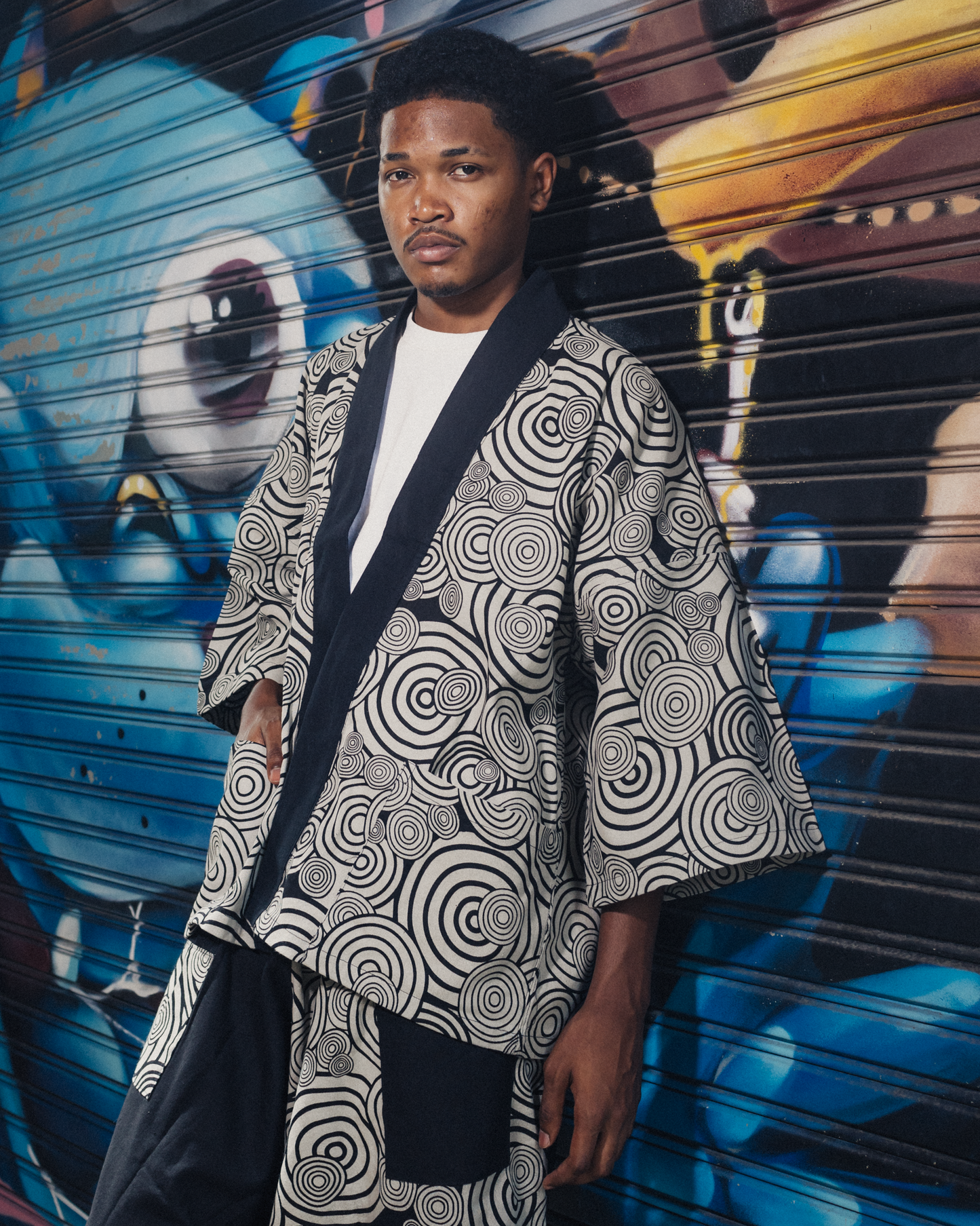 Black Swirl Kimono (Unisex)