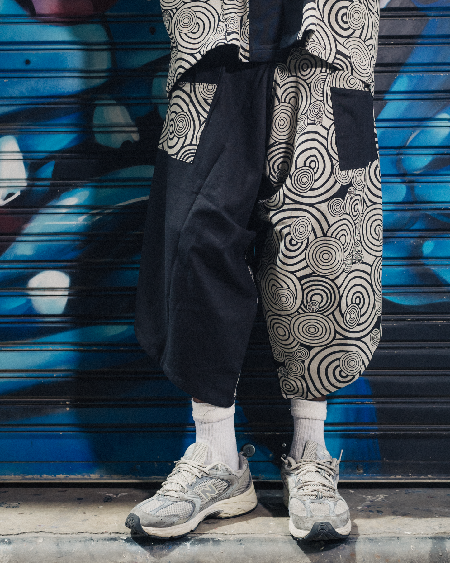 Black Swirl Pants (Unisex)