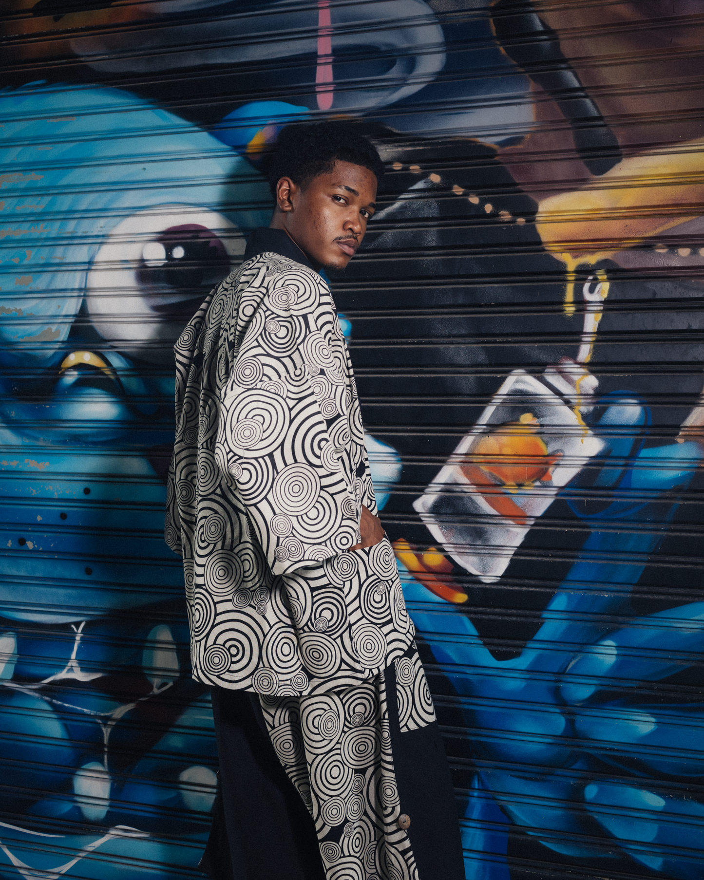 Black Swirl Kimono (Unisex)